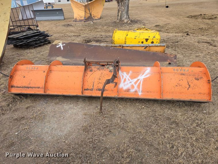 image for item ES2952 (3) snow plows