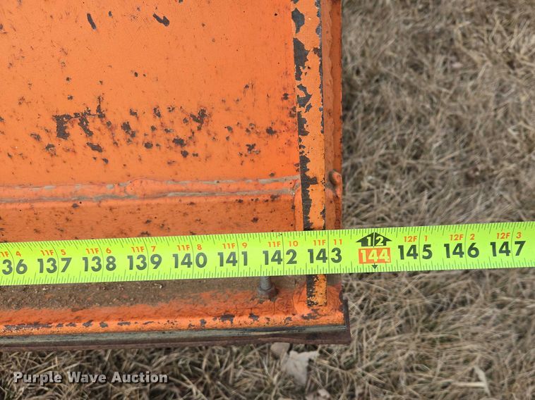 image for item ES2952 (3) snow plows