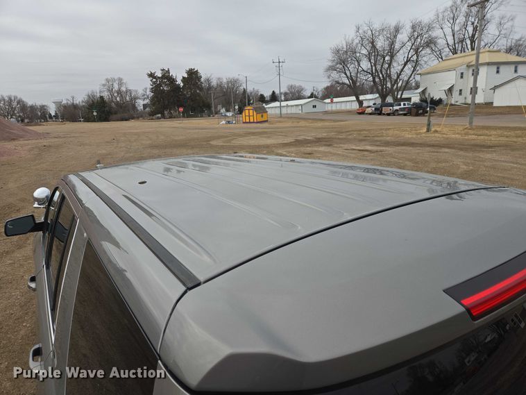 image for item ES2993 2018 Chevrolet Tahoe SUV