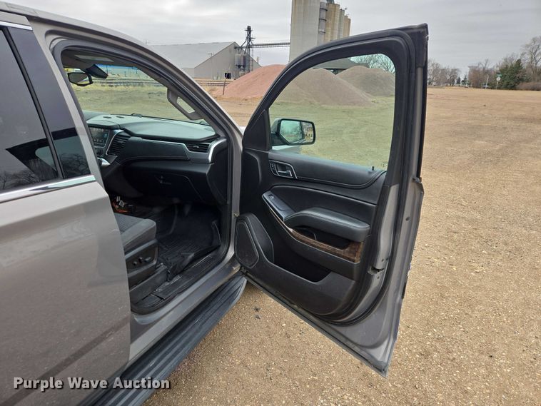 image for item ES2993 2018 Chevrolet Tahoe SUV