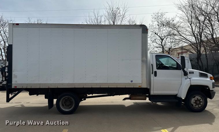 image for item ES5885 2009 GMC C5500 box truck