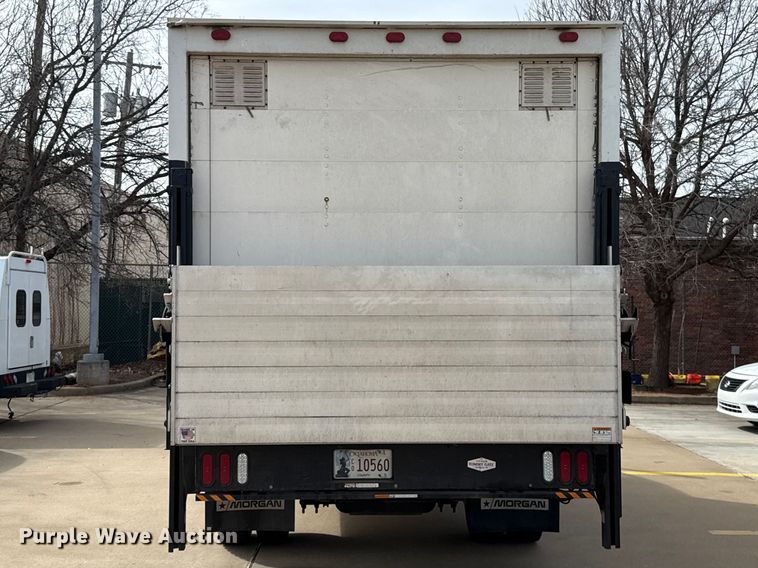 image for item ES5885 2009 GMC C5500 box truck