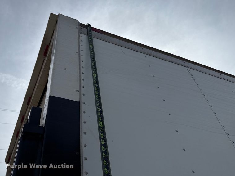 image for item ES5885 2009 GMC C5500 box truck