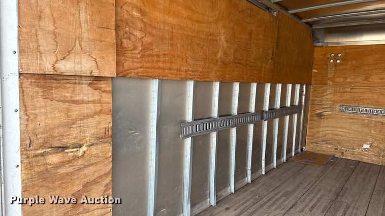 image for item ES5885 2009 GMC C5500 box truck