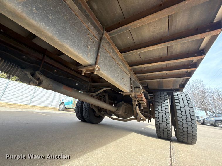 image for item ES5885 2009 GMC C5500 box truck