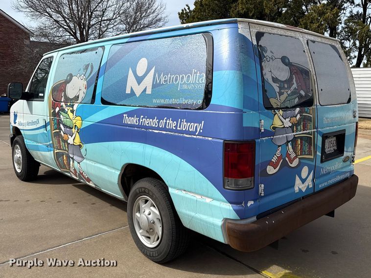 image for item ES5886 2010 Ford E150 van