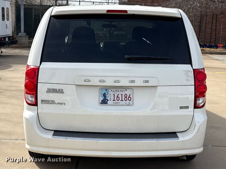 image for item ES5887 2013 Dodge Grand Caravan van