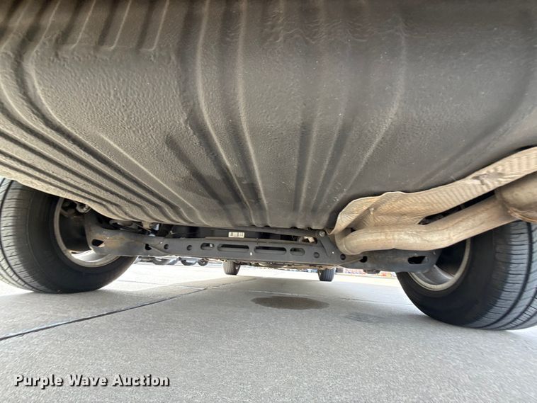 image for item ES5887 2013 Dodge Grand Caravan van