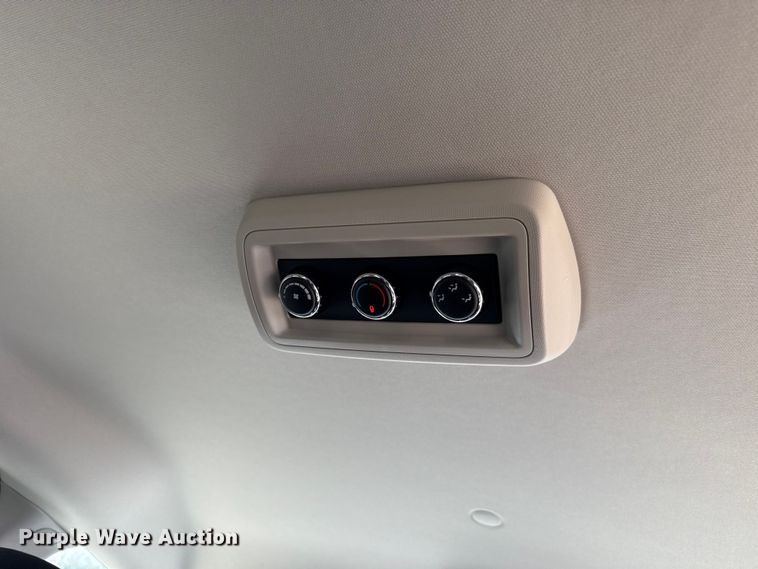 image for item ES5887 2013 Dodge Grand Caravan van