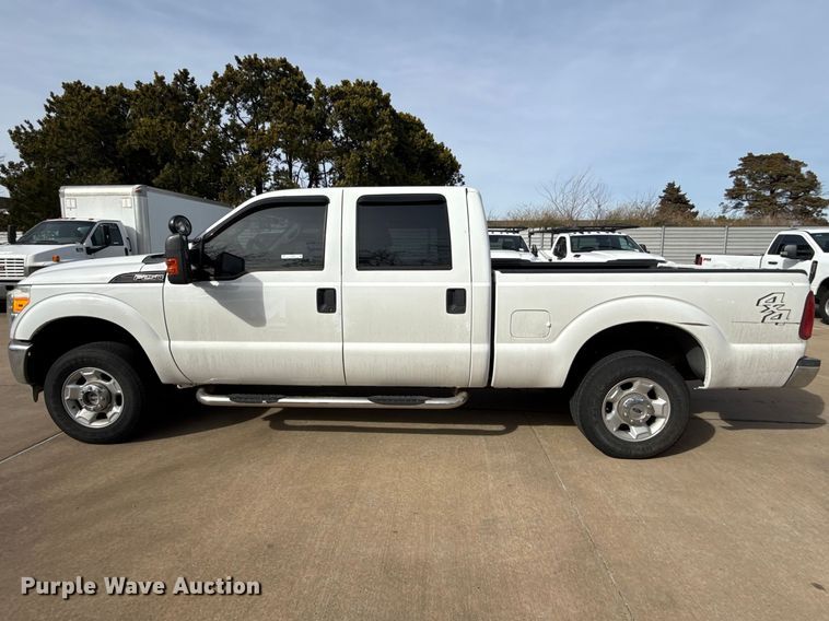 image for item ES5888 2012 Ford F250 Super Duty Crew Cab pickup truck