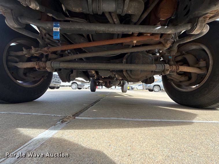 image for item ES5888 2012 Ford F250 Super Duty Crew Cab pickup truck