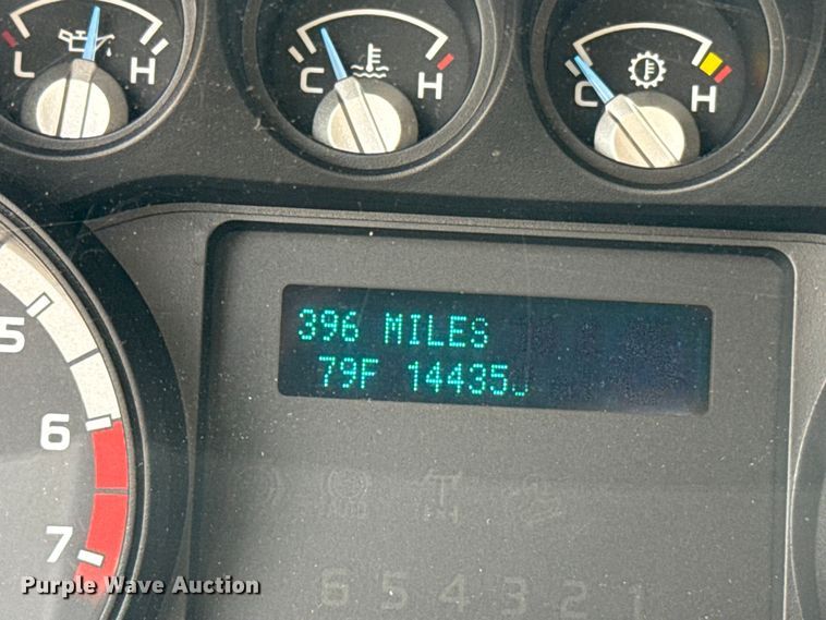 image for item ES5888 2012 Ford F250 Super Duty Crew Cab pickup truck