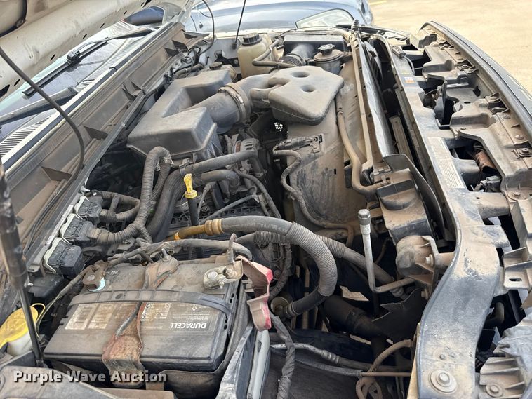 image for item ES5888 2012 Ford F250 Super Duty Crew Cab pickup truck