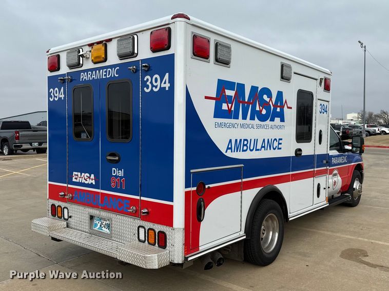 image for item ES5917 2016 Ford F350 Super Duty ambulance