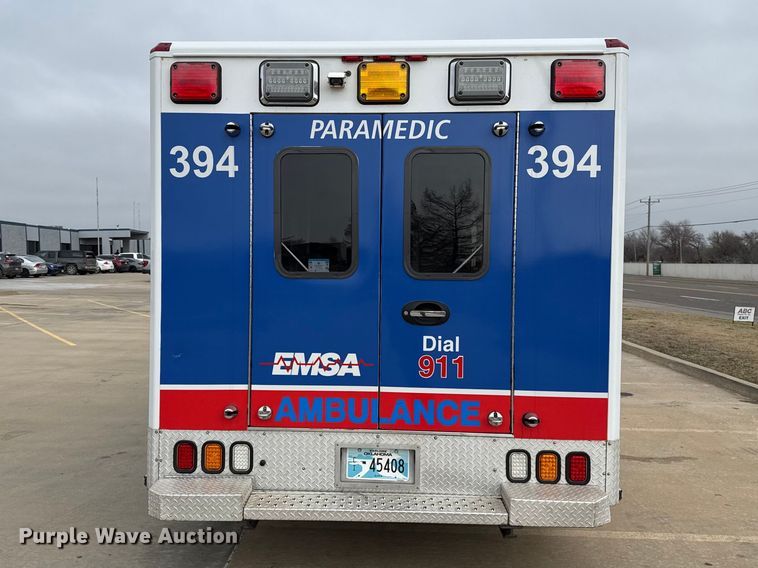 image for item ES5917 2016 Ford F350 Super Duty ambulance