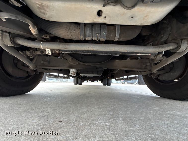 image for item ES5917 2016 Ford F350 Super Duty ambulance