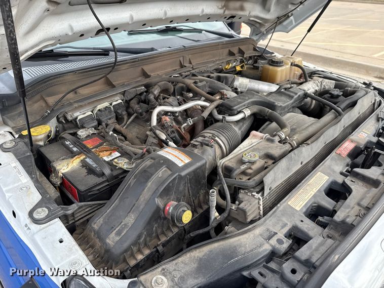 image for item ES5917 2016 Ford F350 Super Duty ambulance