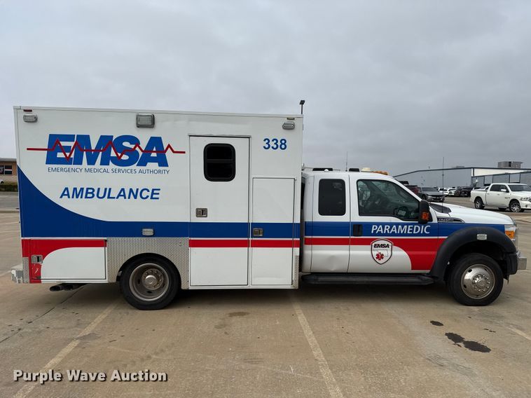 image for item ES5918 2016 Ford F450 Super Duty ambulance