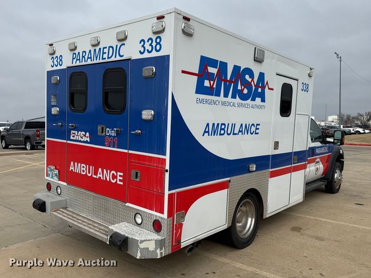image for item ES5918 2016 Ford F450 Super Duty ambulance