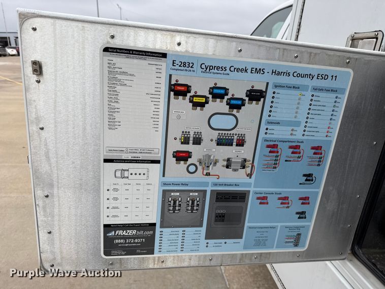 image for item ES5918 2016 Ford F450 Super Duty ambulance