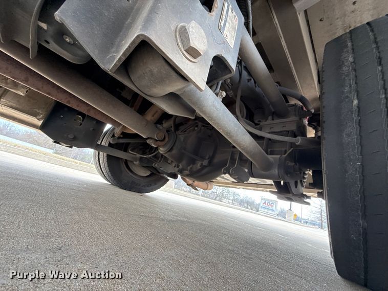 image for item ES5918 2016 Ford F450 Super Duty ambulance