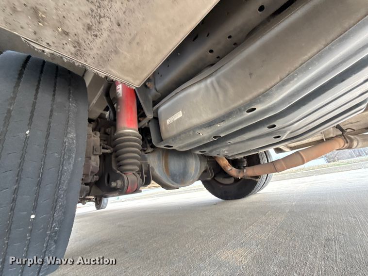 image for item ES5918 2016 Ford F450 Super Duty ambulance