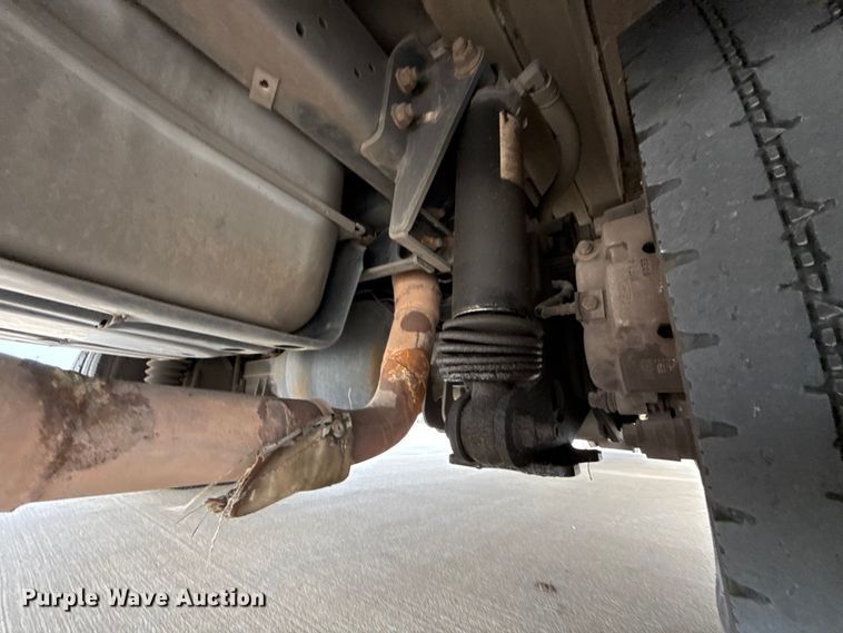 image for item ES5918 2016 Ford F450 Super Duty ambulance