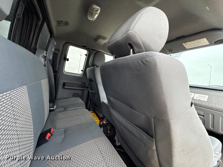 image for item ES5918 2016 Ford F450 Super Duty ambulance