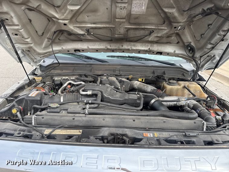 image for item ES5918 2016 Ford F450 Super Duty ambulance