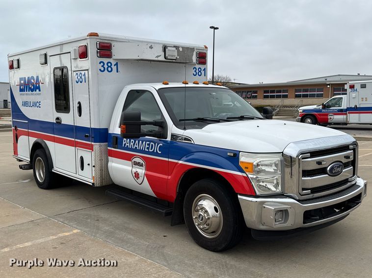 image for item ES5919 2016 Ford F350 Super Duty ambulance