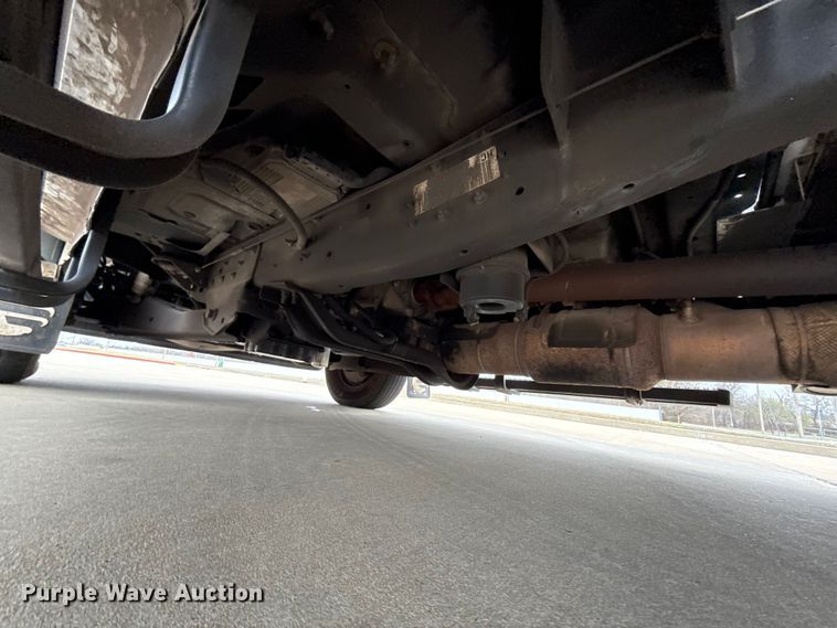 image for item ES5919 2016 Ford F350 Super Duty ambulance