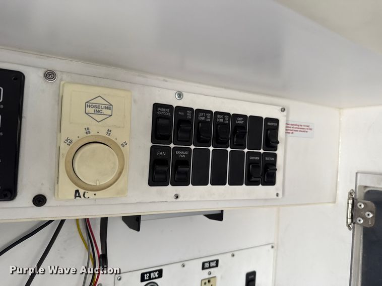 image for item ES5919 2016 Ford F350 Super Duty ambulance