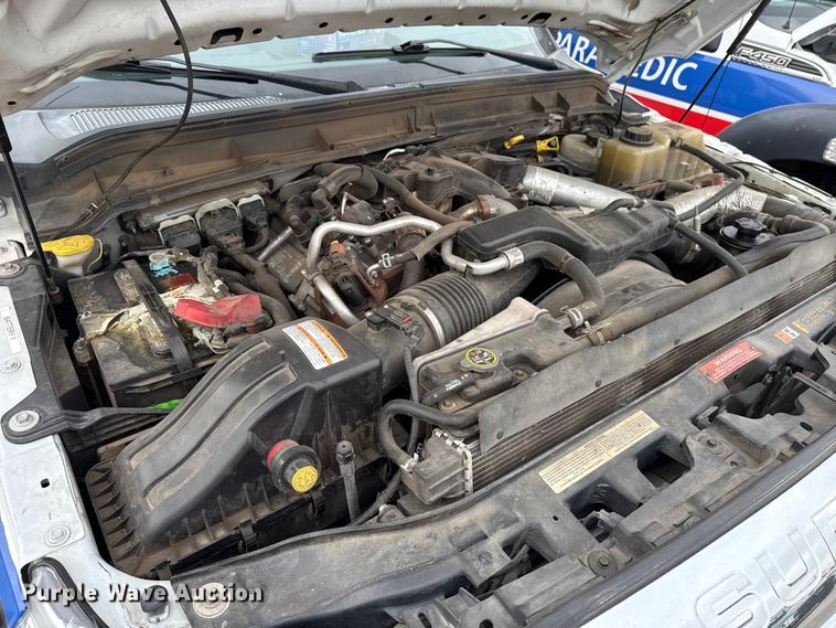 image for item ES5919 2016 Ford F350 Super Duty ambulance