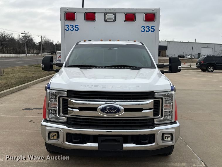 image for item ES5920 2019 Ford F350 Super Duty ambulance