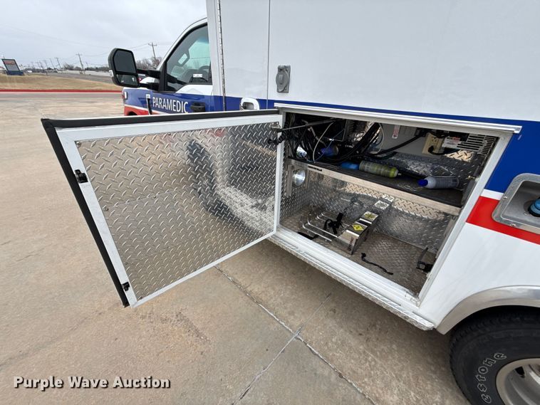 image for item ES5920 2019 Ford F350 Super Duty ambulance