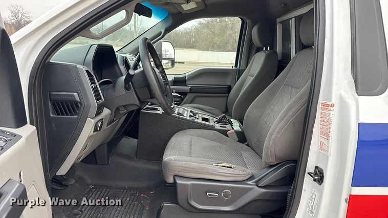 image for item ES5920 2019 Ford F350 Super Duty ambulance