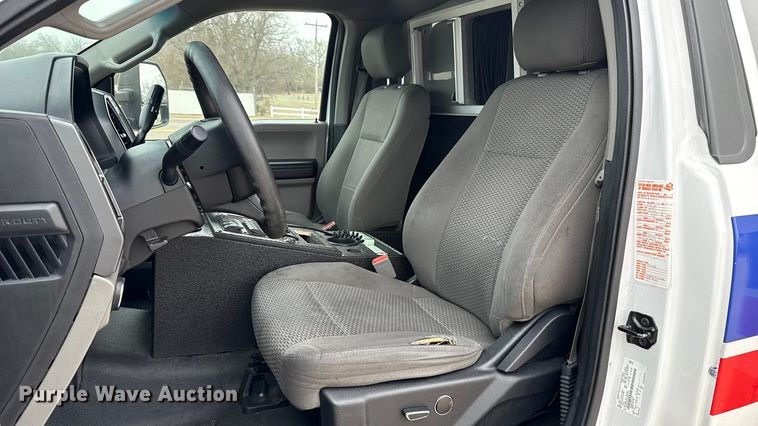 image for item ES5920 2019 Ford F350 Super Duty ambulance