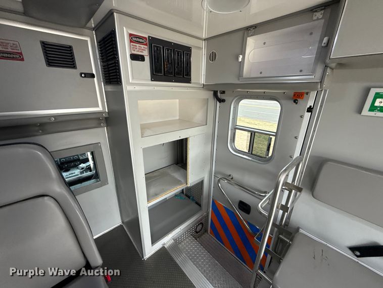 image for item ES5920 2019 Ford F350 Super Duty ambulance