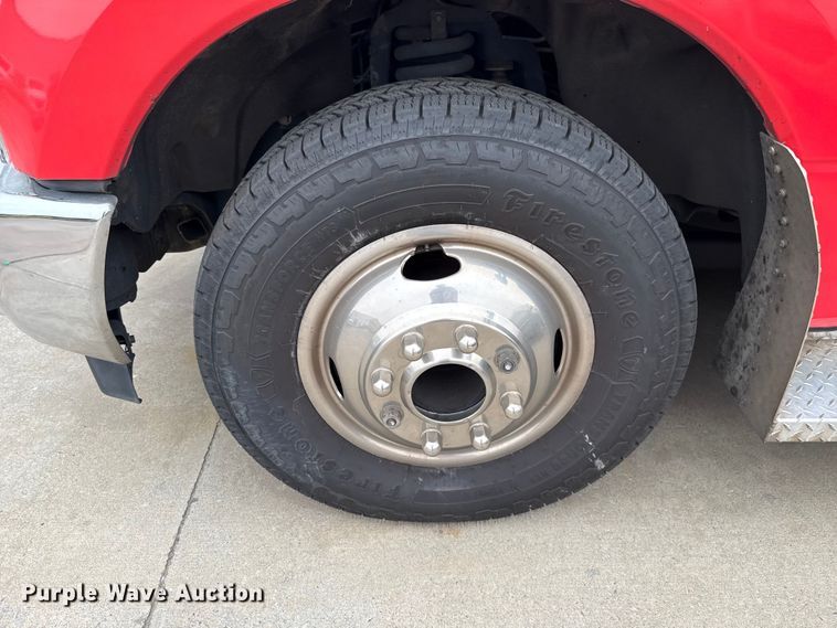 image for item ES5920 2019 Ford F350 Super Duty ambulance