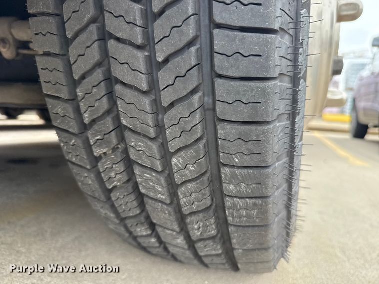 image for item ES5920 2019 Ford F350 Super Duty ambulance