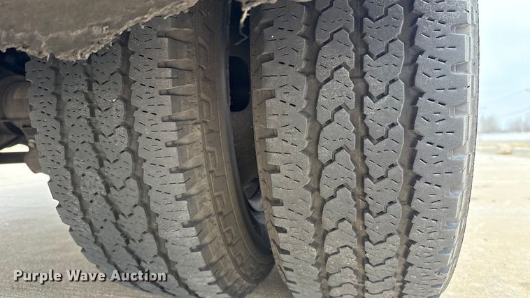 image for item ES5920 2019 Ford F350 Super Duty ambulance