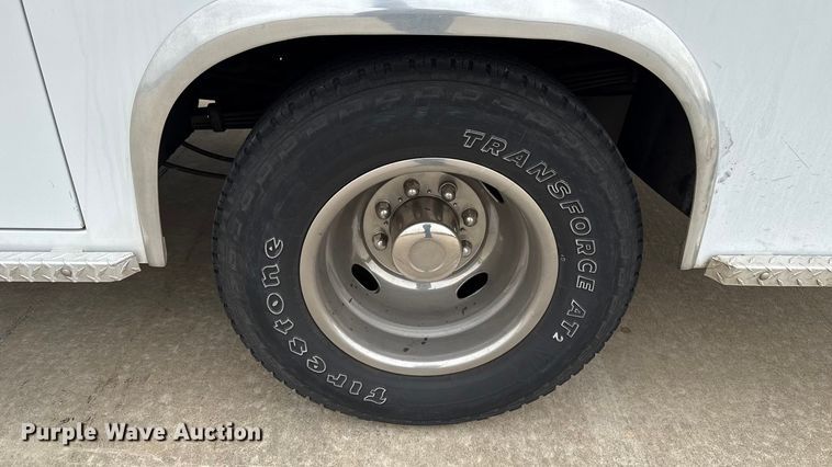 image for item ES5920 2019 Ford F350 Super Duty ambulance