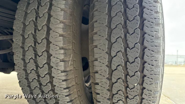 image for item ES5920 2019 Ford F350 Super Duty ambulance