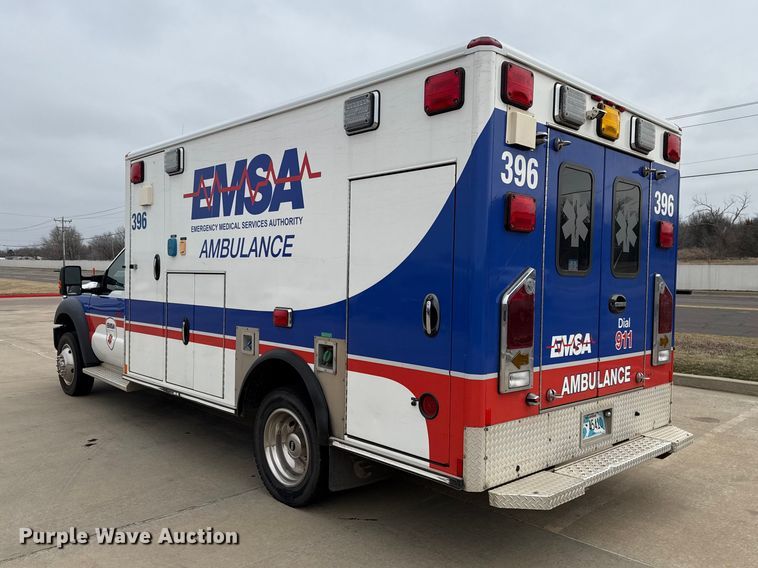 image for item ES5921 2014 Ford F450 Super Duty ambulance