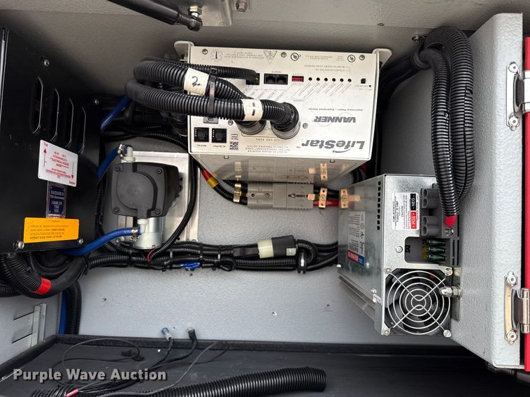 image for item ES5921 2014 Ford F450 Super Duty ambulance