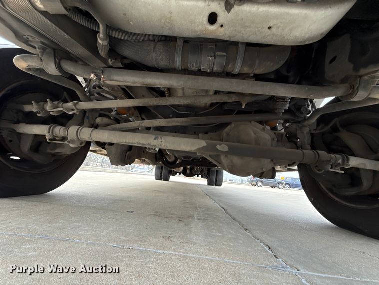 image for item ES5921 2014 Ford F450 Super Duty ambulance