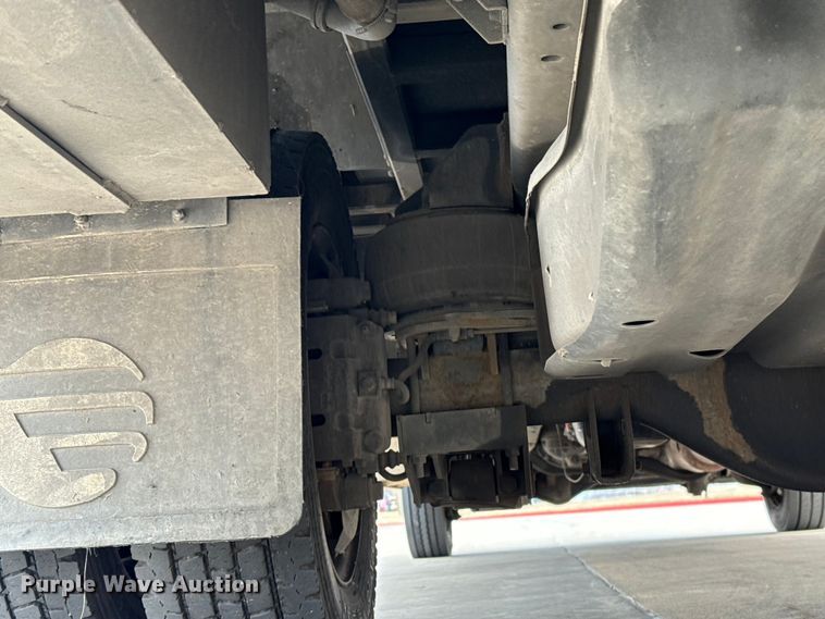 image for item ES5921 2014 Ford F450 Super Duty ambulance