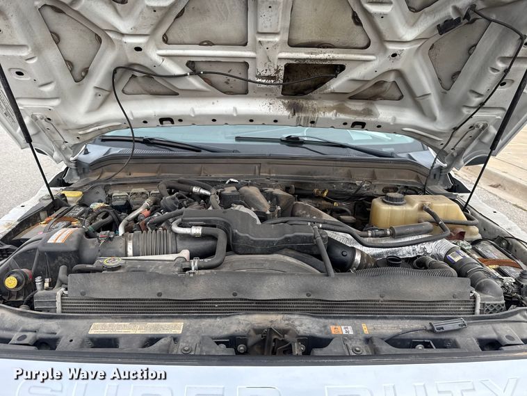 image for item ES5921 2014 Ford F450 Super Duty ambulance