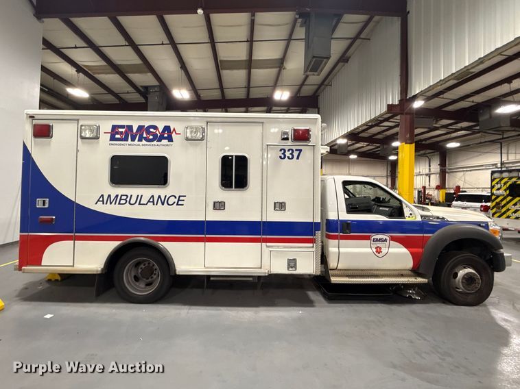 image for item ES5922 2013 Ford F450 Super Duty ambulance