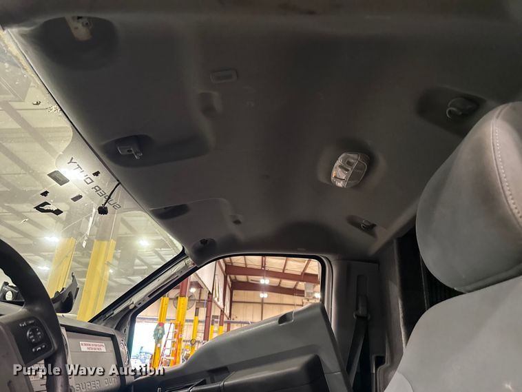 image for item ES5922 2013 Ford F450 Super Duty ambulance